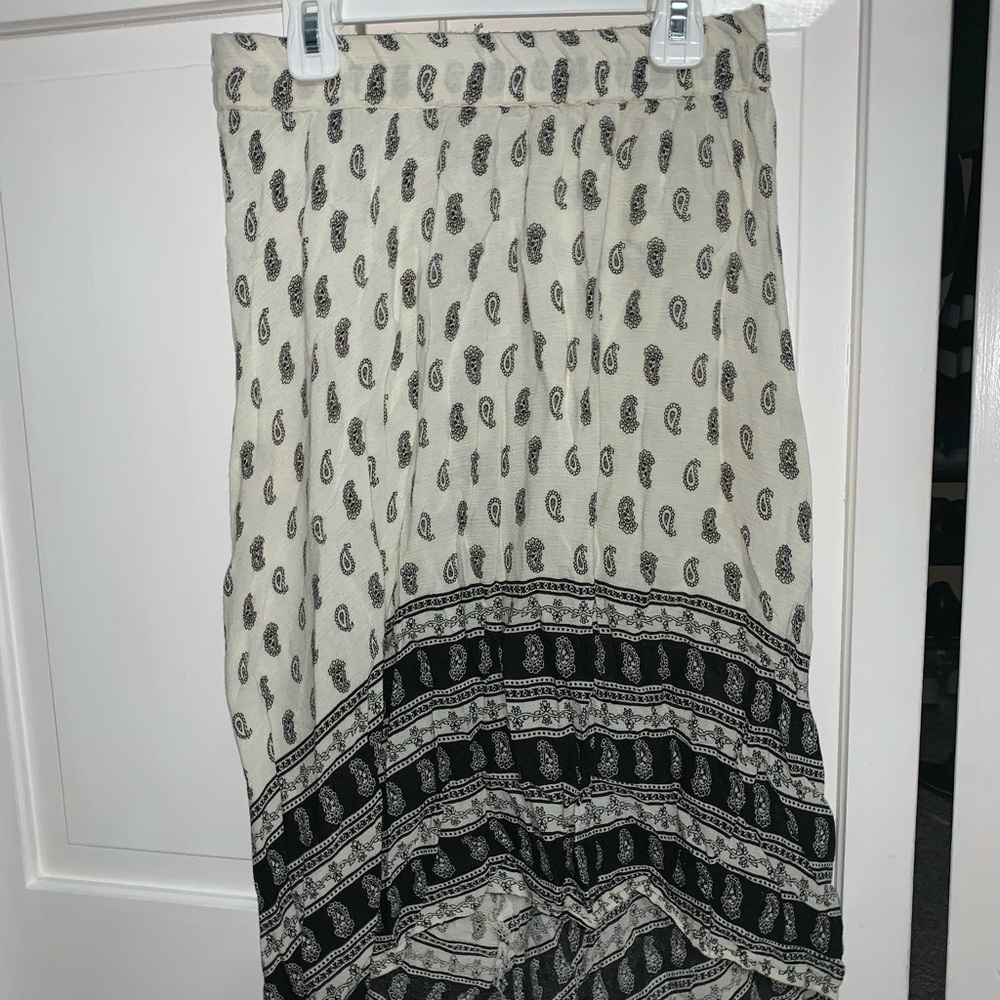 Adorable high-low skirt
